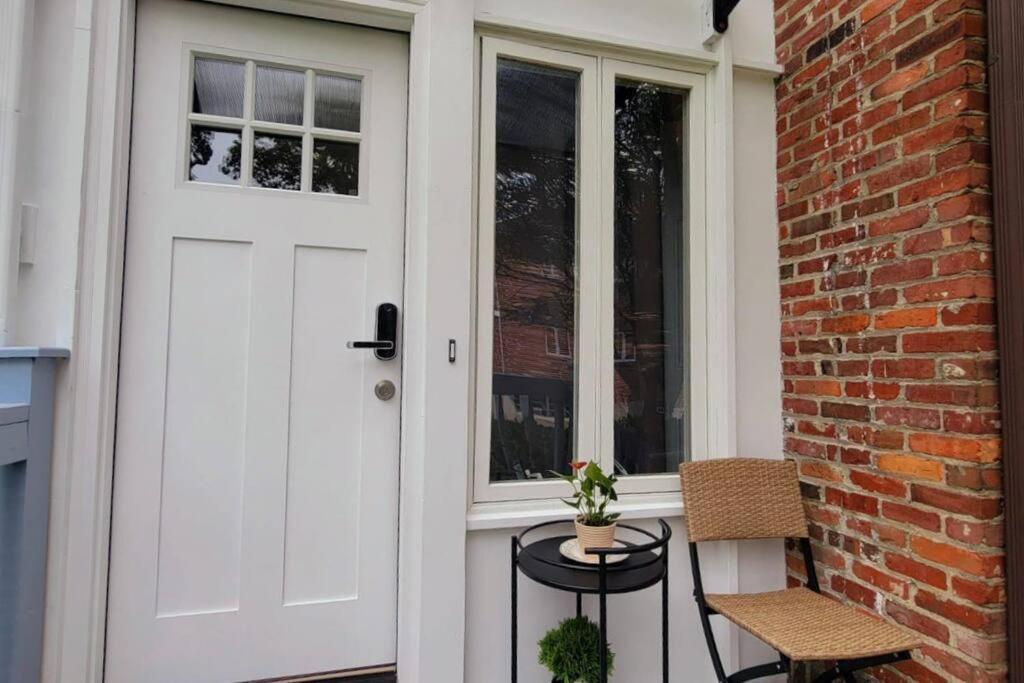 Unique & Peaceful Boston Home Luaran gambar