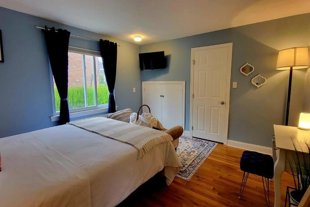 Unique & Peaceful Boston Home Luaran gambar