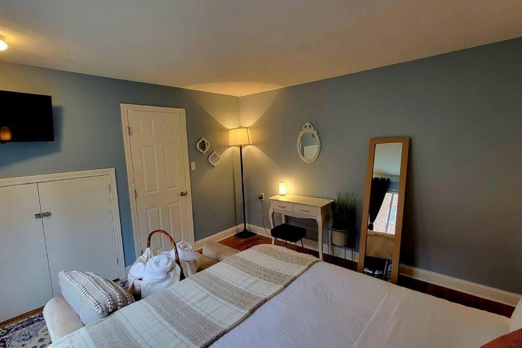 Unique & Peaceful Boston Home Luaran gambar