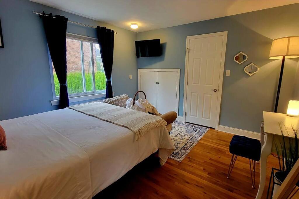 Unique & Peaceful Boston Home Luaran gambar